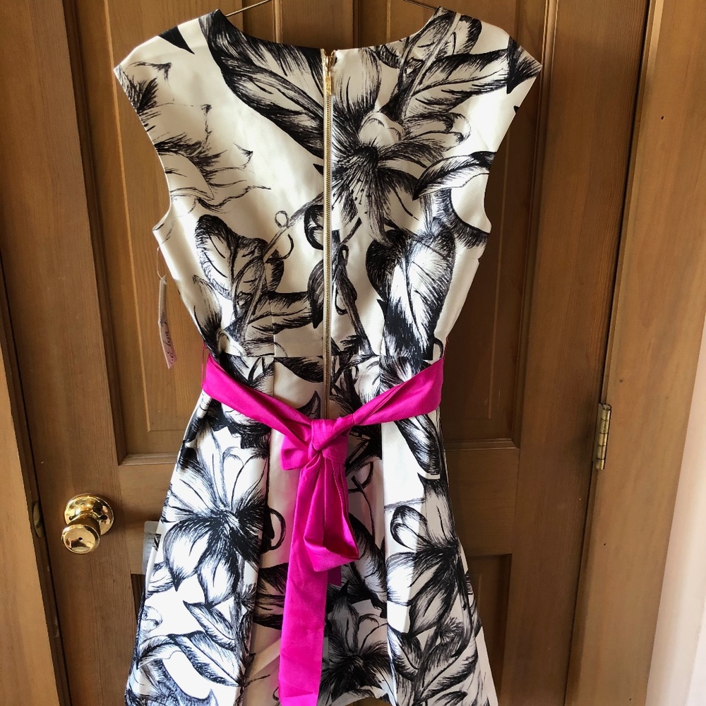 Eliza‎ J fit and flare dress NWT - Picture 4 of 11